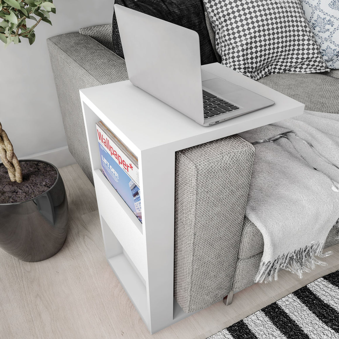 Marine Modern End Table with Magazine Shelf in White