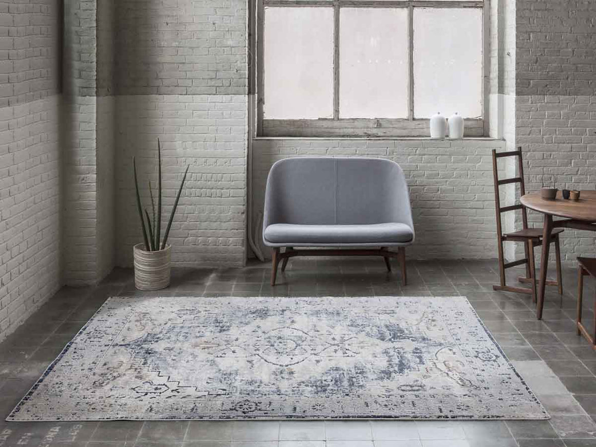 Belmont Transitional Steel Gray Power-Loomed Rug 7'11"x9'10"