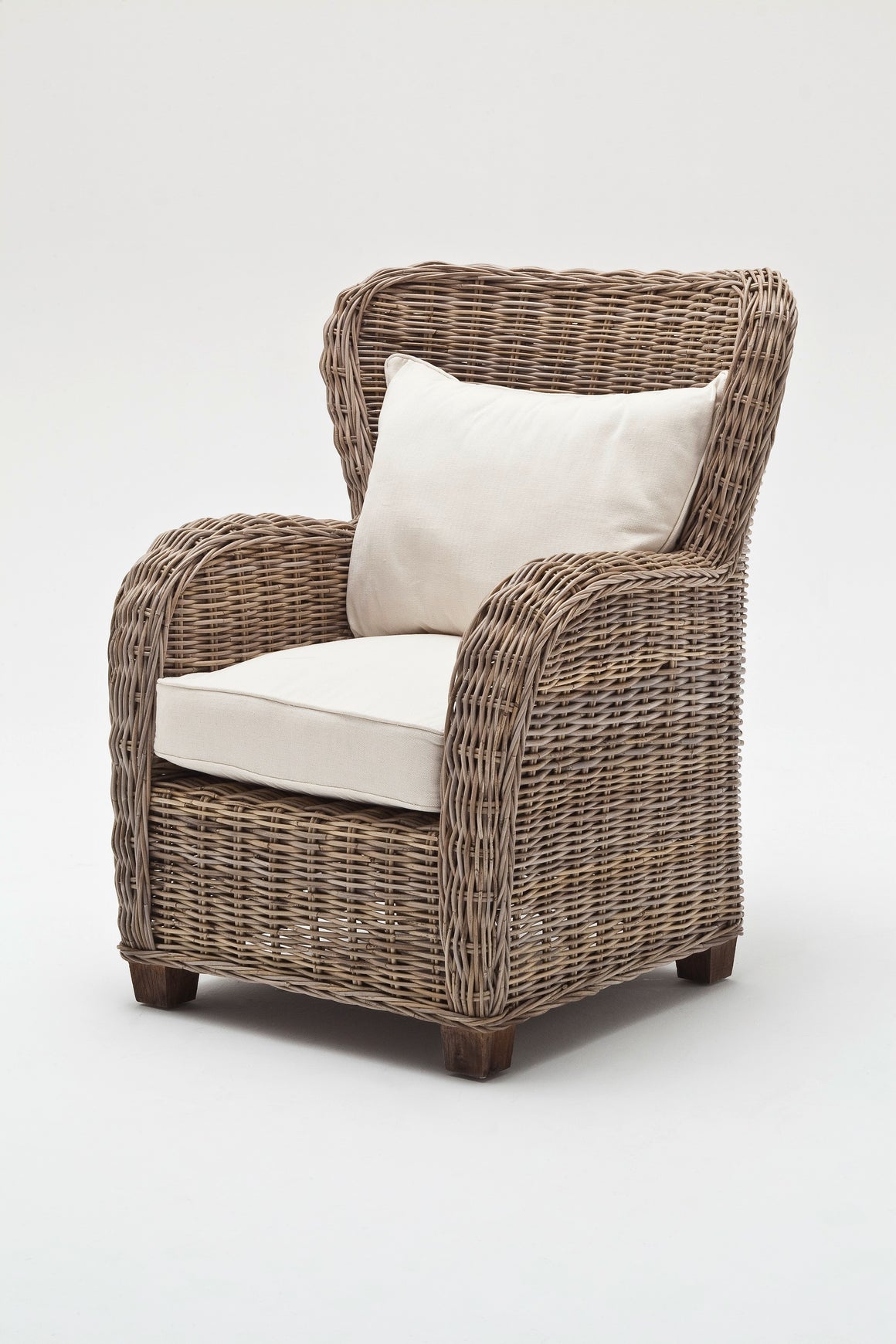 Wickerworks CR42 Queen Chair With Seat and Back Cushions