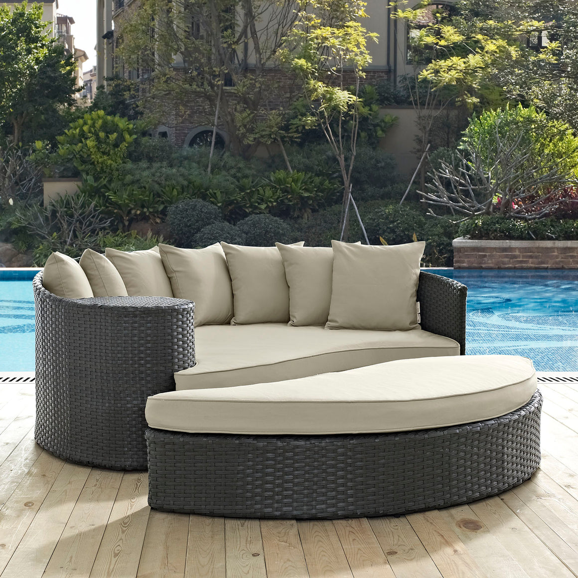 Sojourn Outdoor Patio Sunbrella®  Daybed