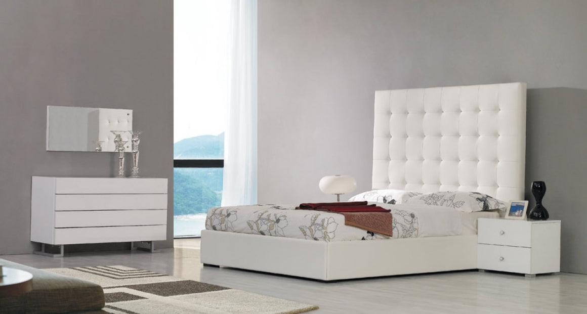 Modrest Lyrica - White Leatherette Tall Headboard Bed