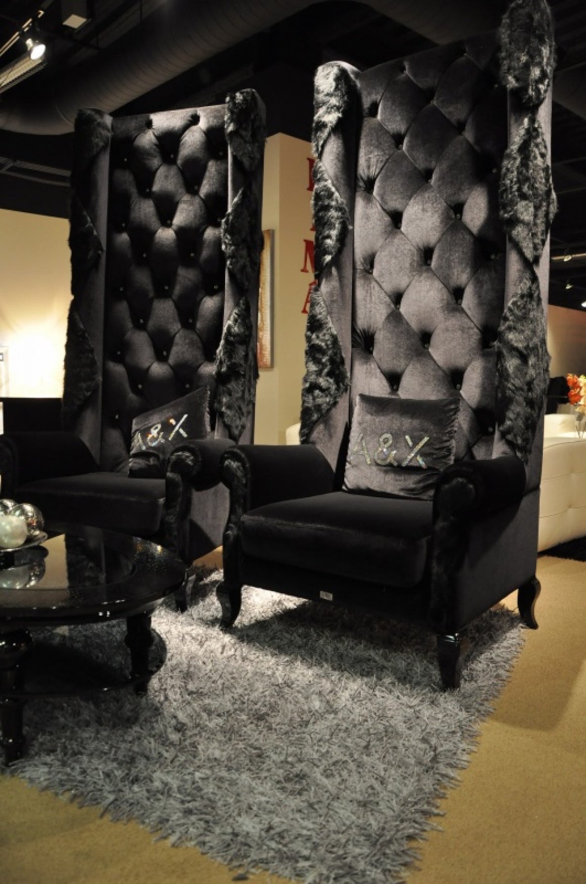 A&X Baron - Modern High Lobby Chair
