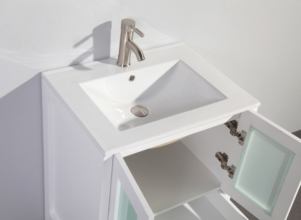 Leidesdorff 24" Single Bathroom Vanity Set with Mirror in White