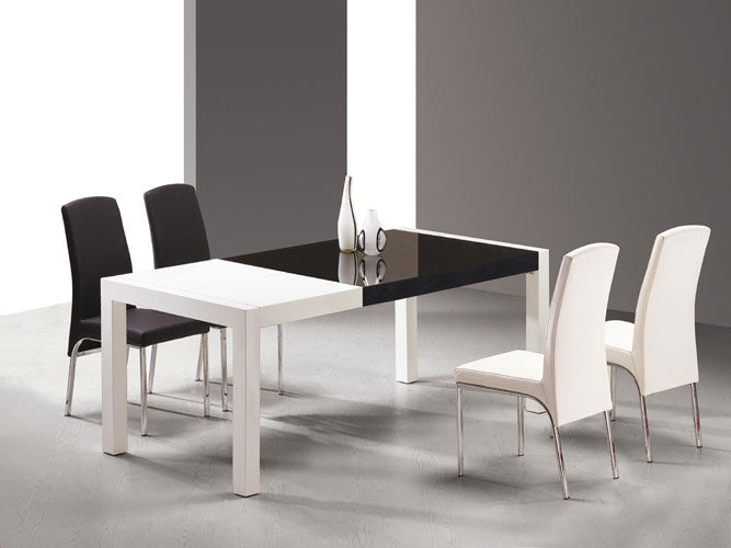 T062 Combi White and Black lacquer table