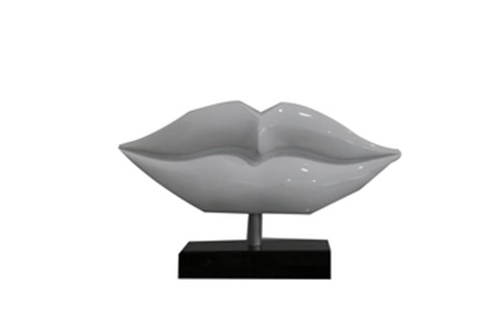 Modrest Lips Modern White Sculpture